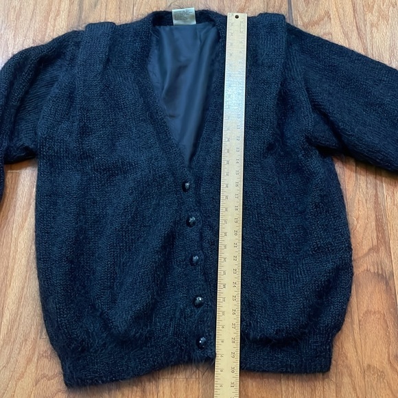 A Black Fuzzy Woman’s Vintage Designer Knitwear Claire Ellen Made in England - Picture 8 of 14